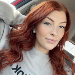 Meet your Posher, Rhianne